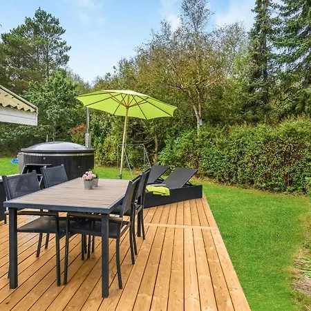 Holiday home 2 Bedroom Amazing In Hadsund