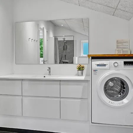 度假居 In With 2 Bedrooms *