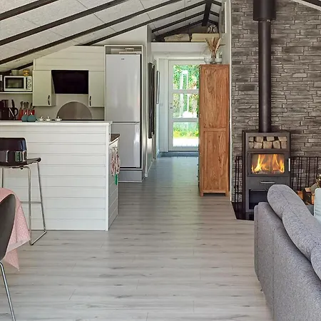 In With 2 Bedrooms Dom wakacyjny Hadsund