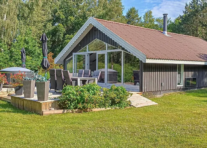 Holiday home In With 2 Bedrooms